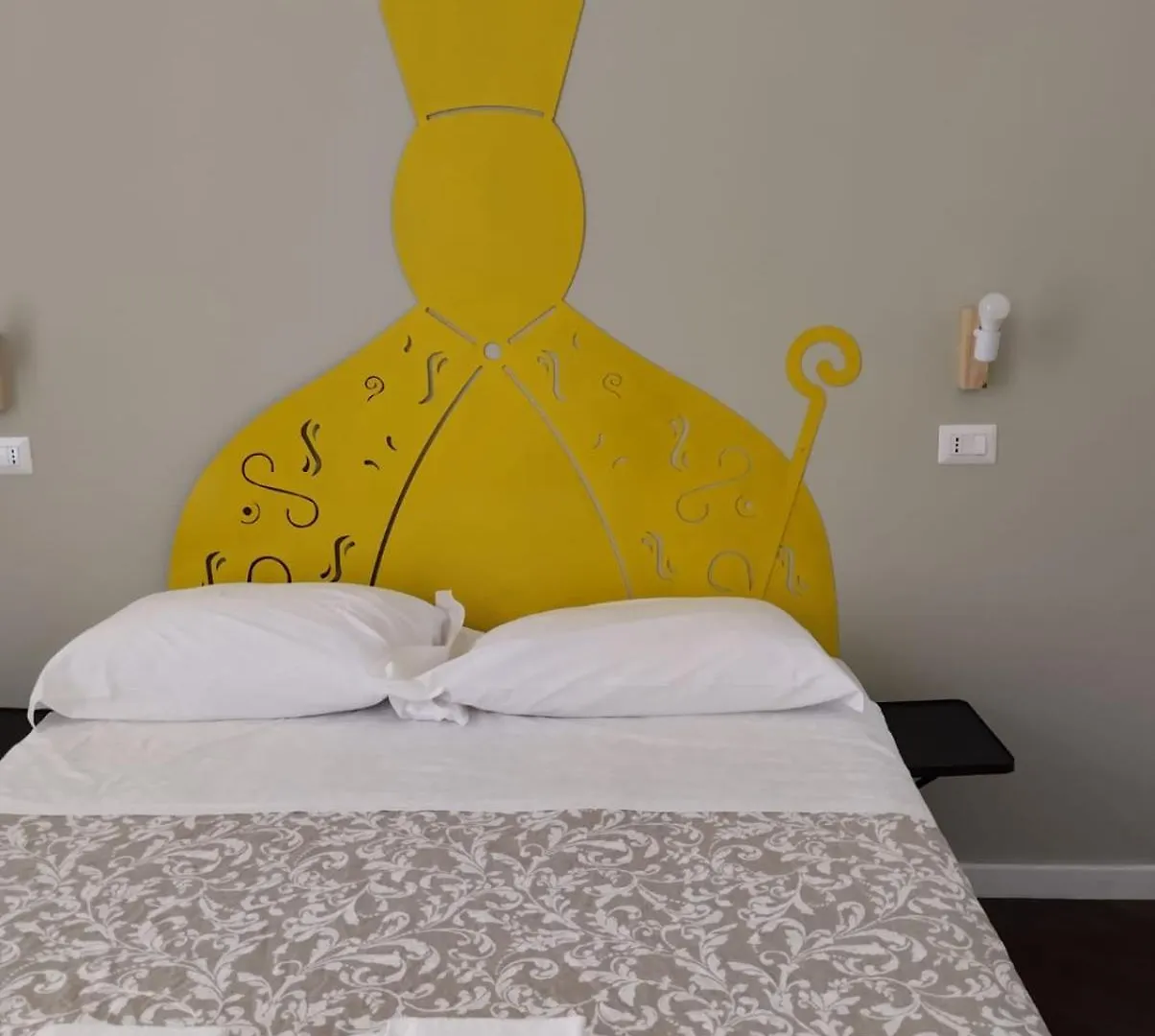 Residence E Appartamenti Cavallerizza Naples