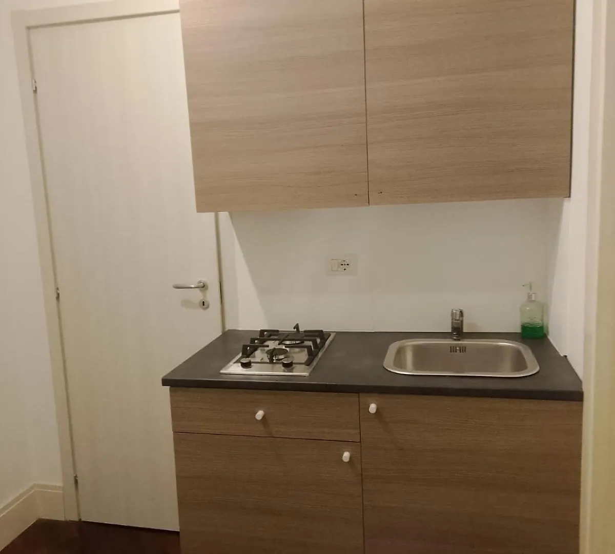 Guest house Residence E Appartamenti Cavallerizza Naples