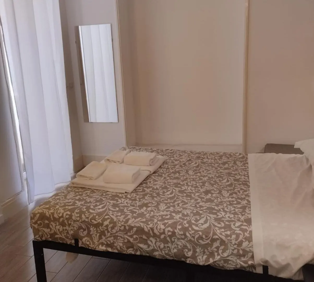 Residence E Appartamenti Cavallerizza Naples 0*,  Italy