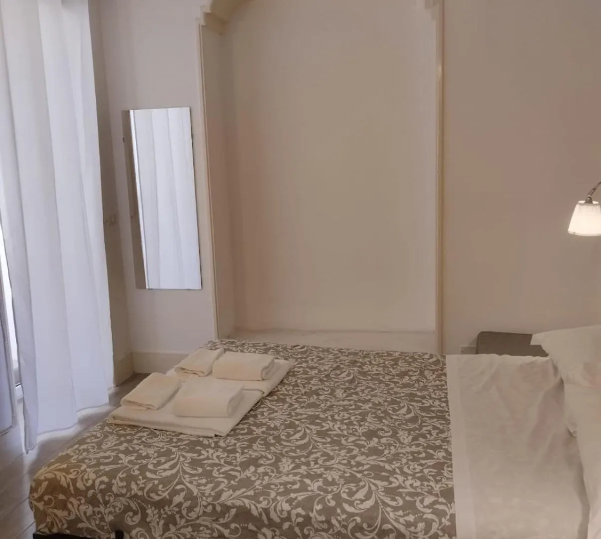 Residence E Appartamenti Cavallerizza Naples