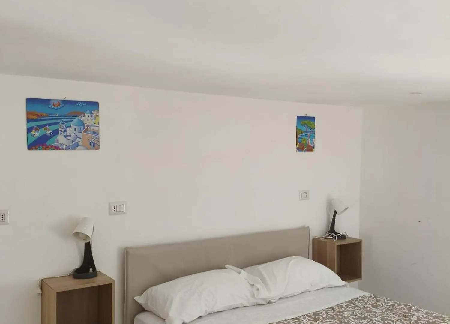 Residence E Appartamenti Cavallerizza Naples Guest house