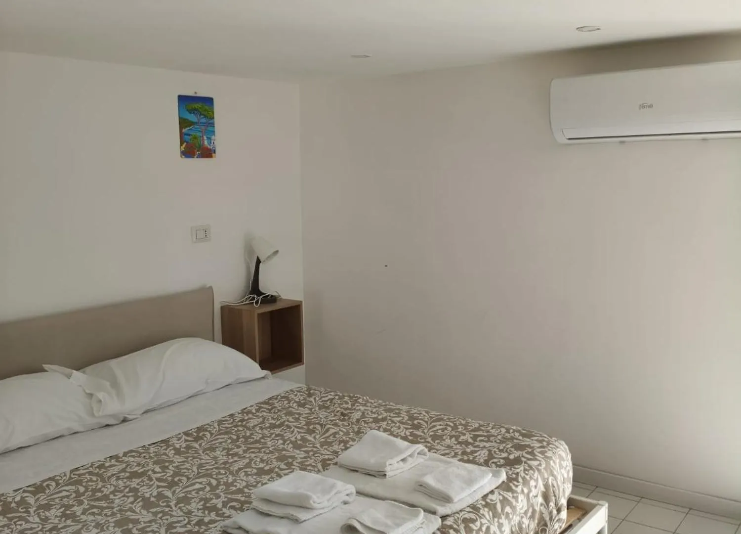 Residence E Appartamenti Cavallerizza Naples 0*,  Italy