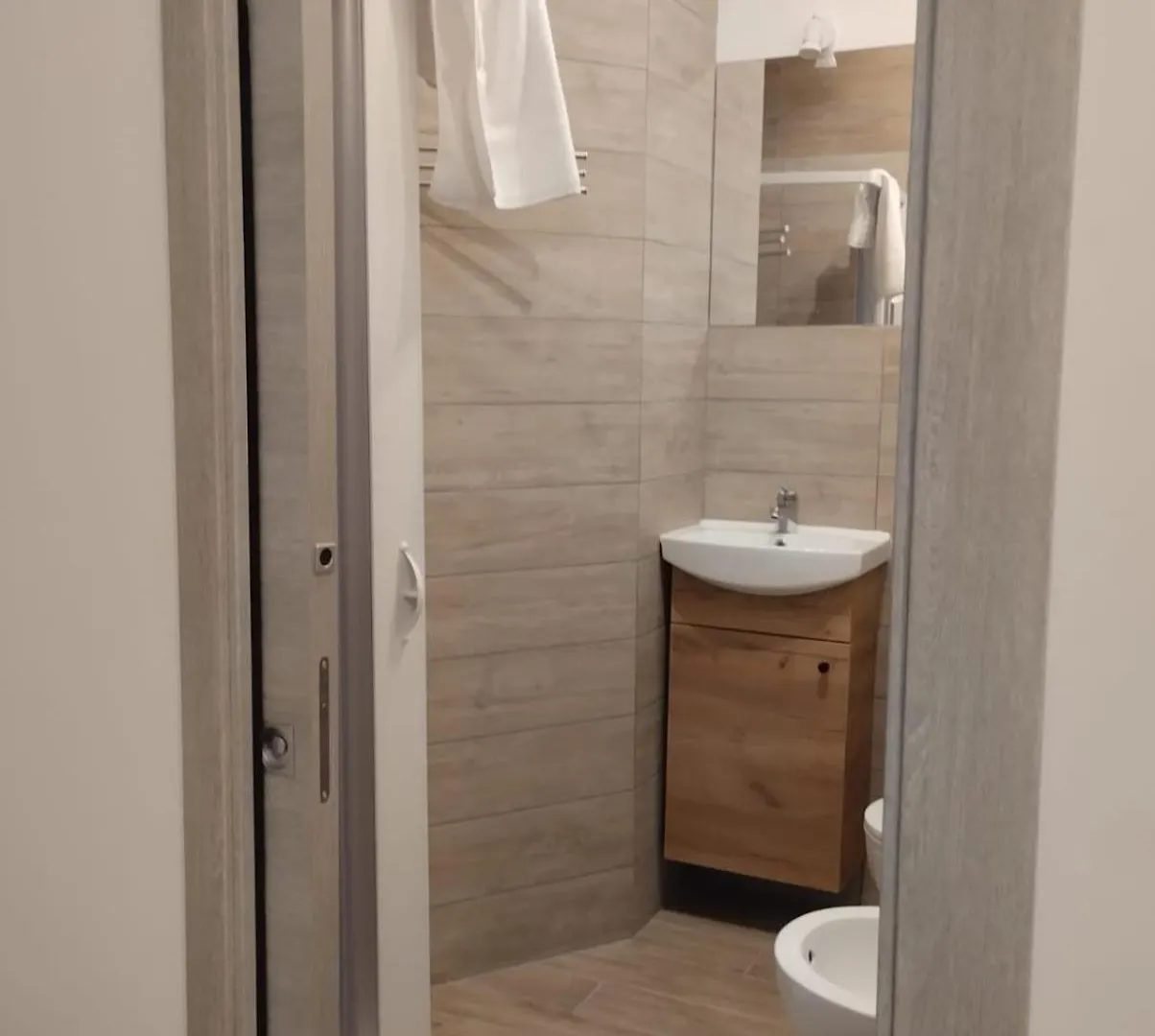 Residence E Appartamenti Cavallerizza Naples