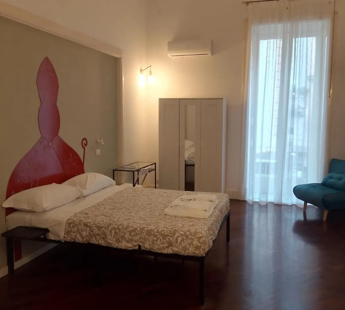 Residence E Appartamenti Cavallerizza Naples Italy