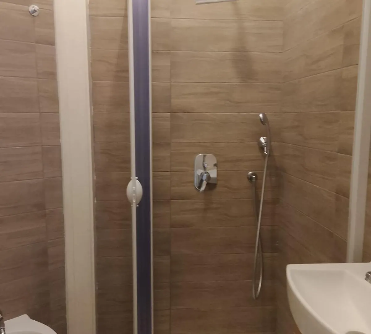 Residence E Appartamenti Cavallerizza Naples 0*,